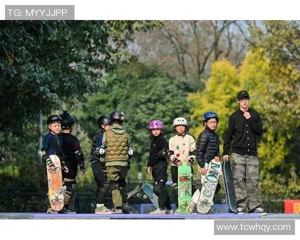 重庆攀岩队在滑板精英赛中的拼搏历程与荣耀时刻